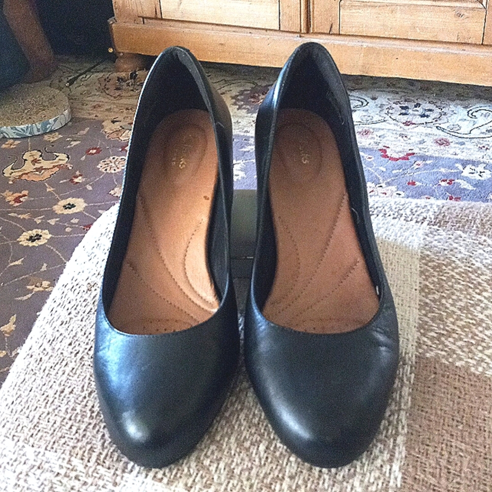 🔥Stylish Clark Leather Pumps  10 W